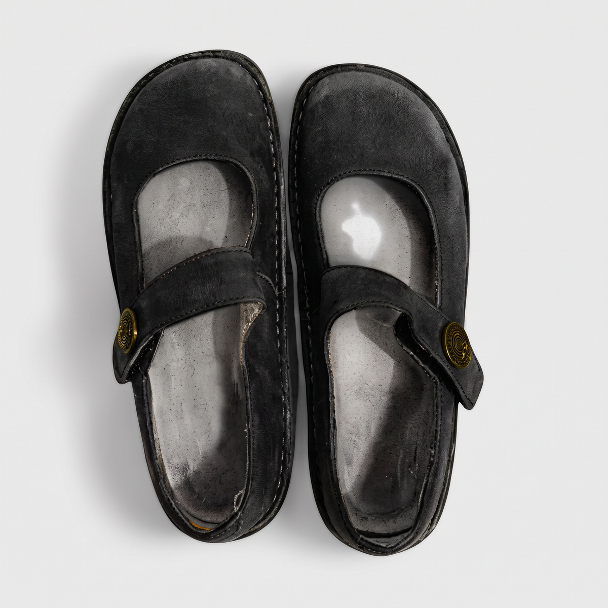 Orthopedic Shoes with Elegant Detail