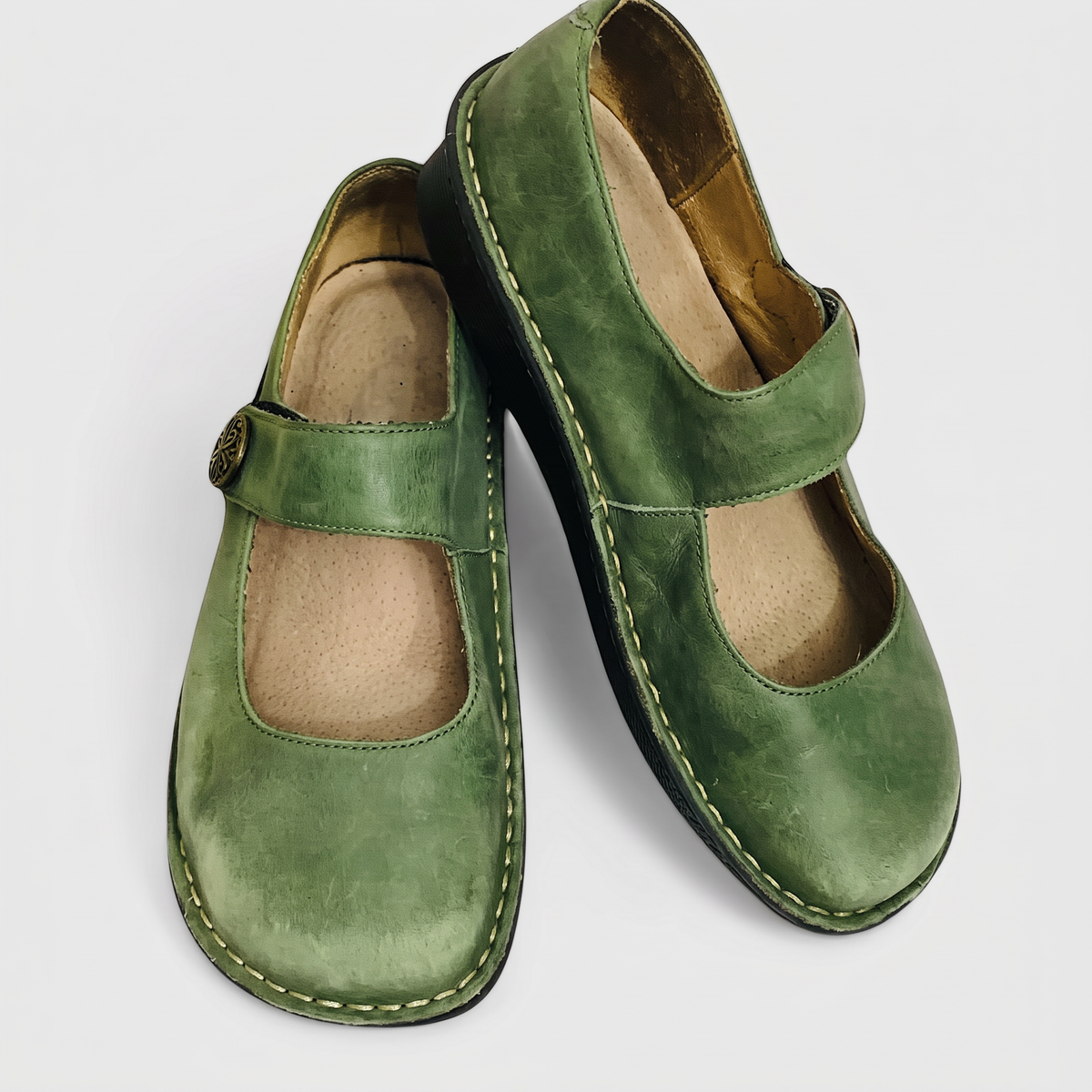 Orthopedic Shoes with Elegant Detail