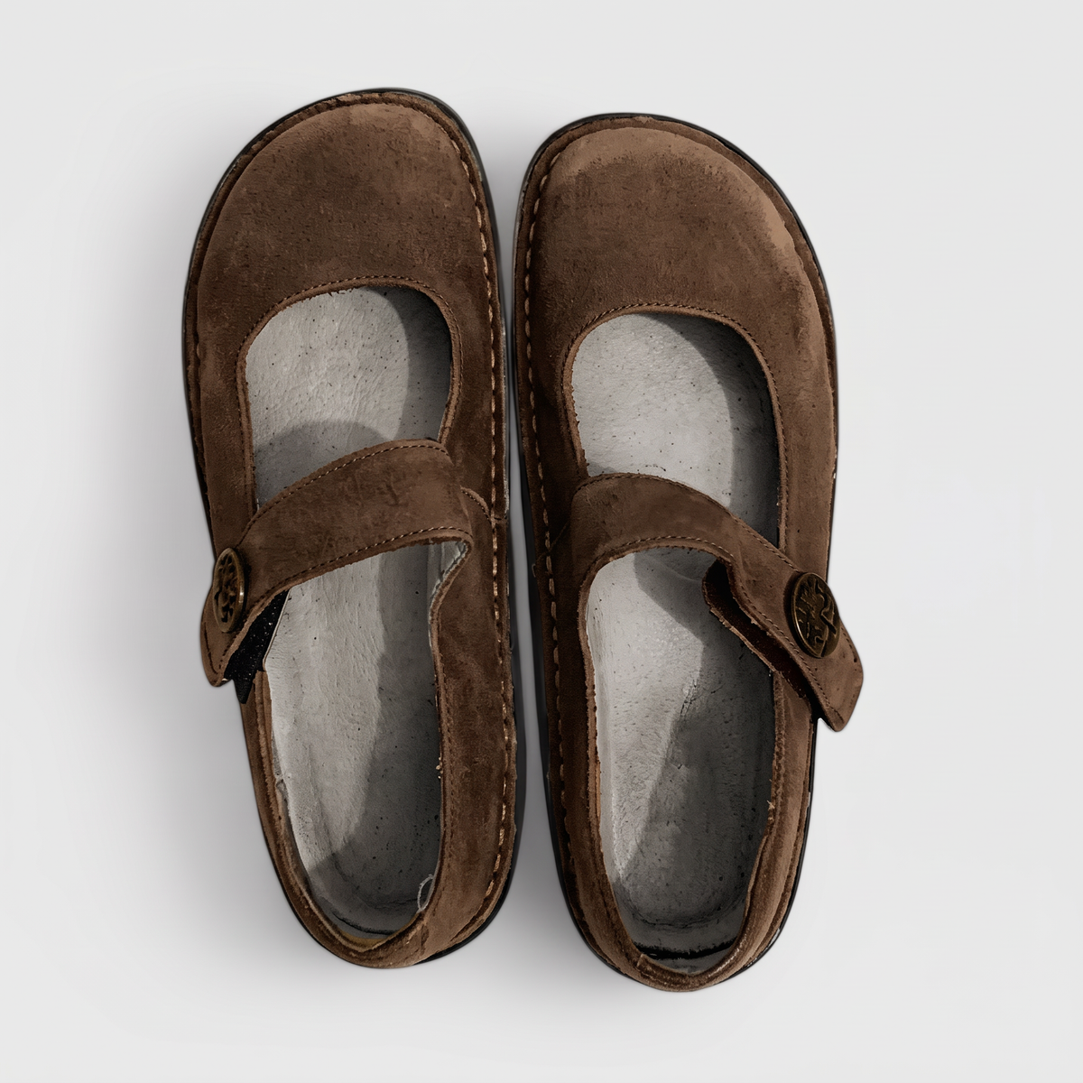 Orthopedic Shoes with Elegant Detail
